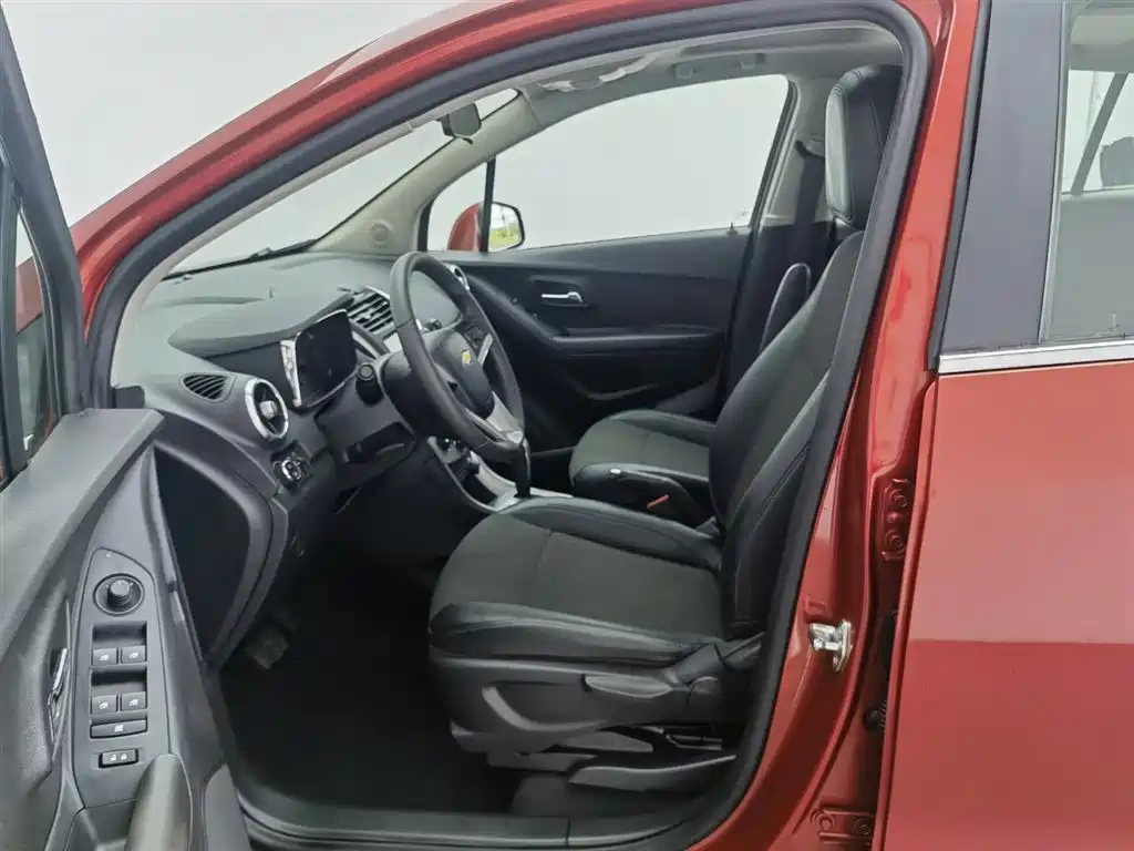 Chevrolet Trax 2016 — фото 10