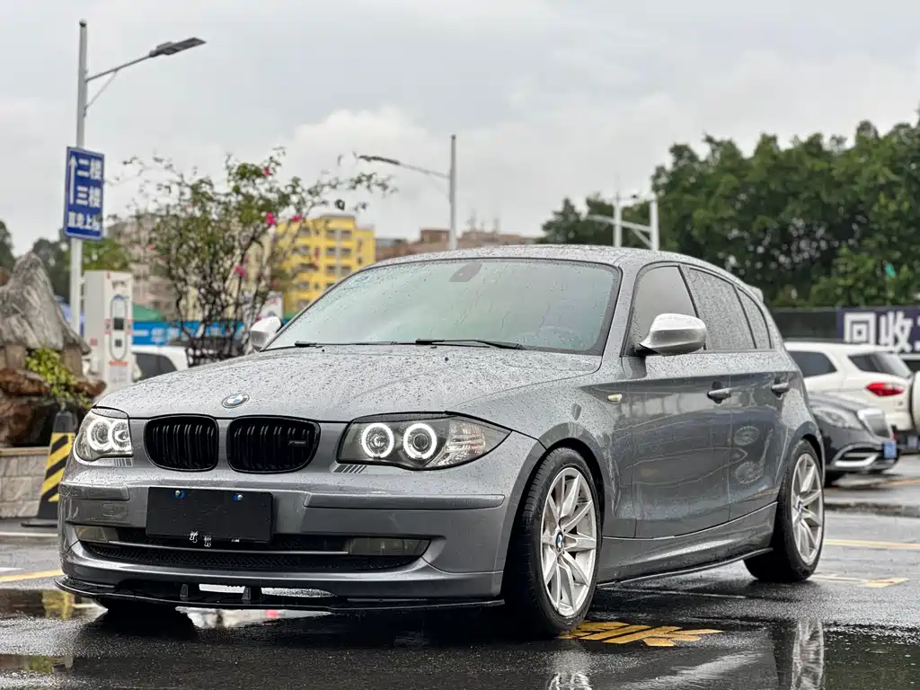 BMW 1 Series 2011