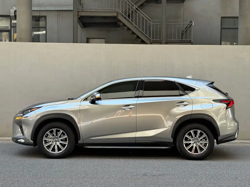 Lexus NX 2021 — фото 3