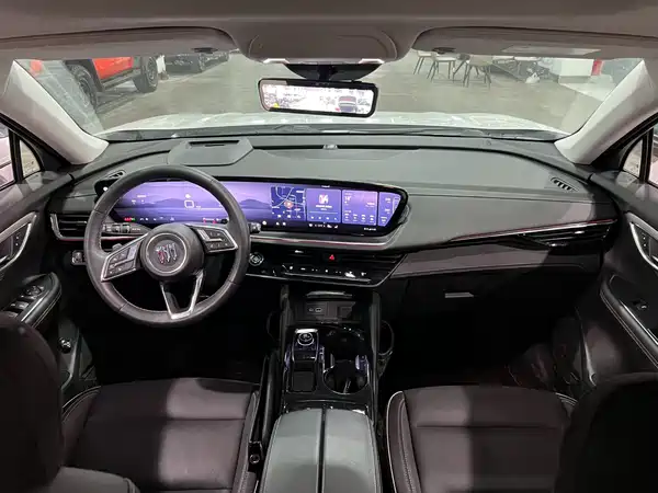 Buick Envision Plus 2024
