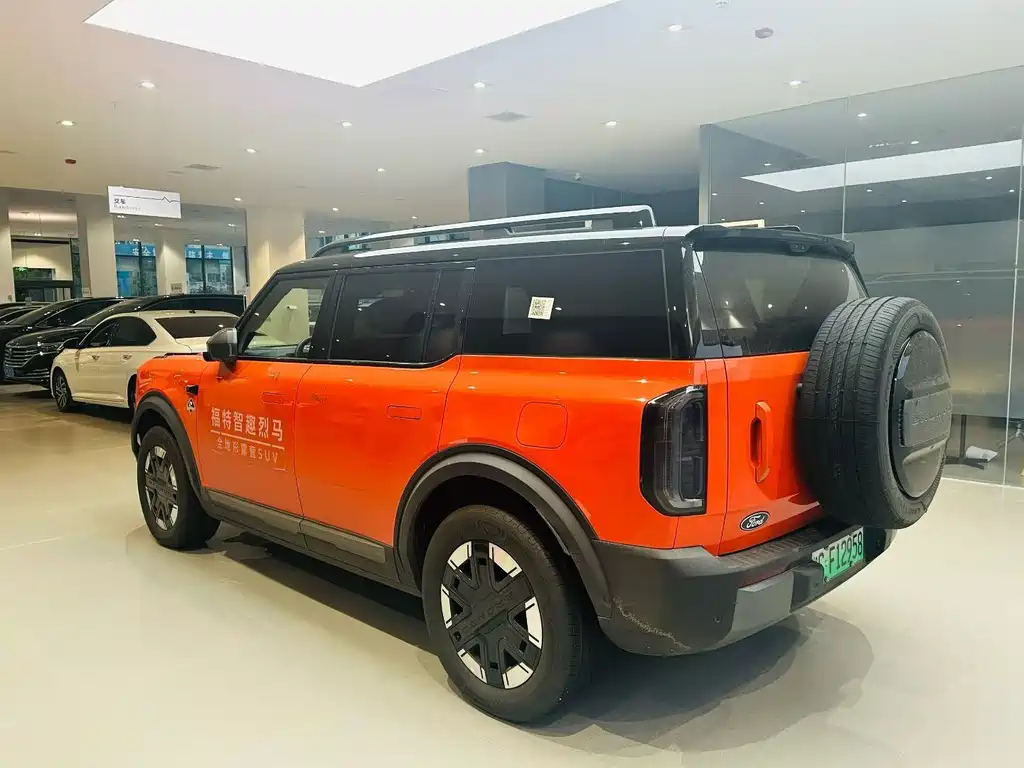 Ford Bronco 2025