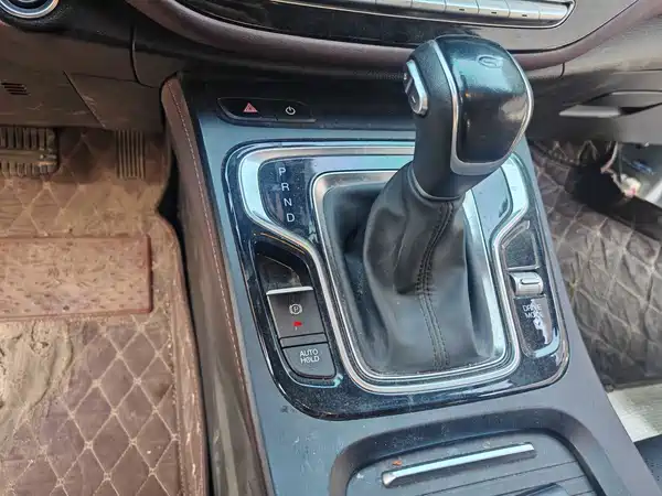 GAC Trumpchi M6 2022