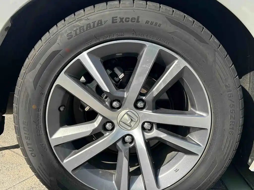 Honda Civic 2023 — фото 10