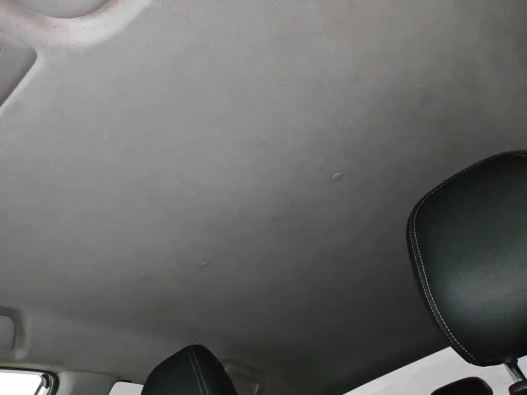 Toyota Yaris L 2019 — фото 18