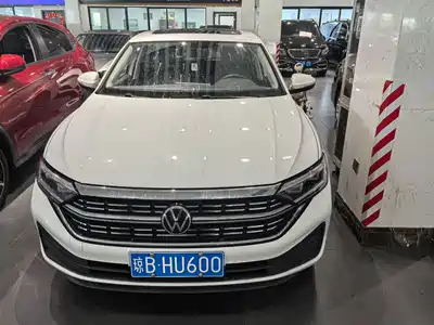 Volkswagen Sagitar 2024