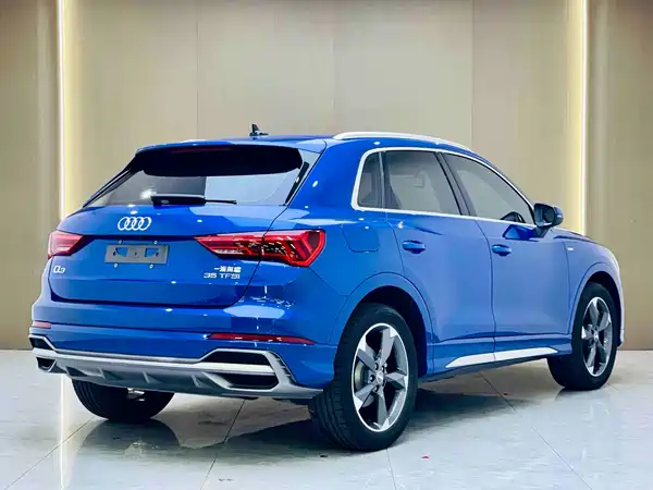 Audi Q3 2021