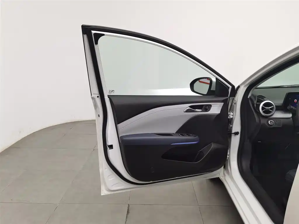 Chevrolet Monza 2024 — фото 8