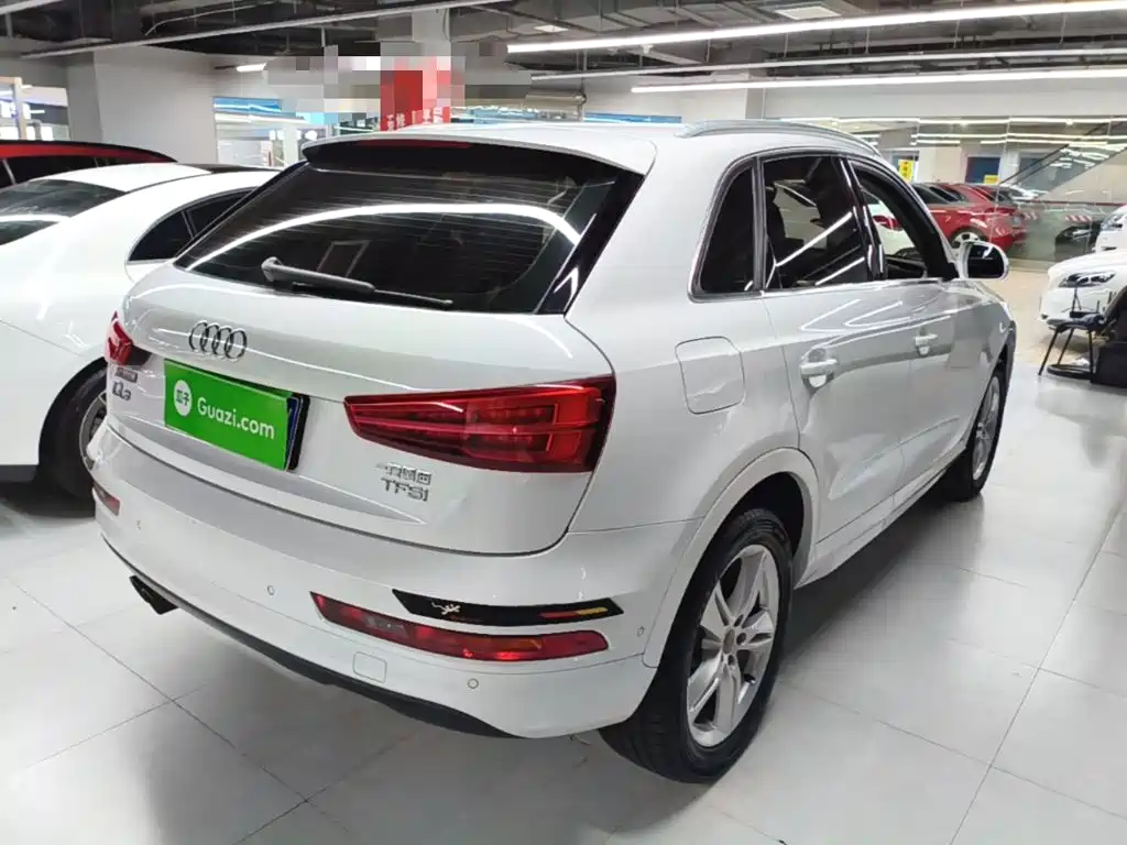 Audi Q3 2017 — фото 7