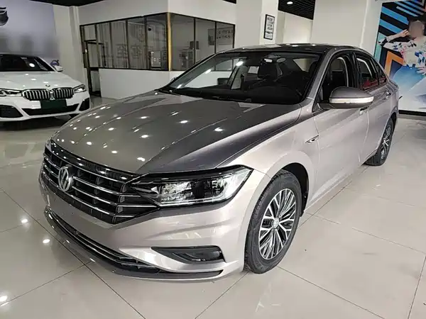 Volkswagen Sagitar 2020