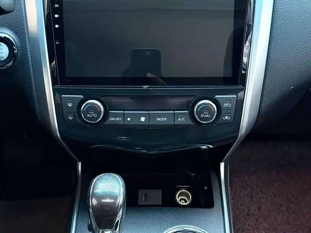 Nissan Teana 2013