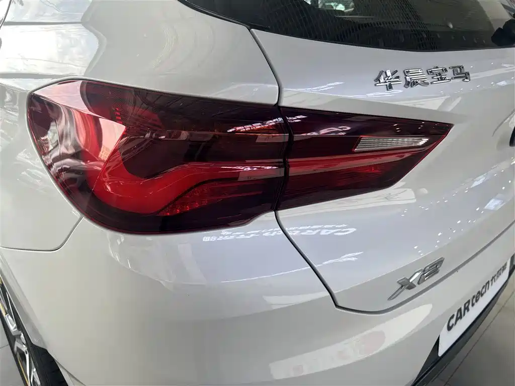 BMW X2 2023 — фото 10