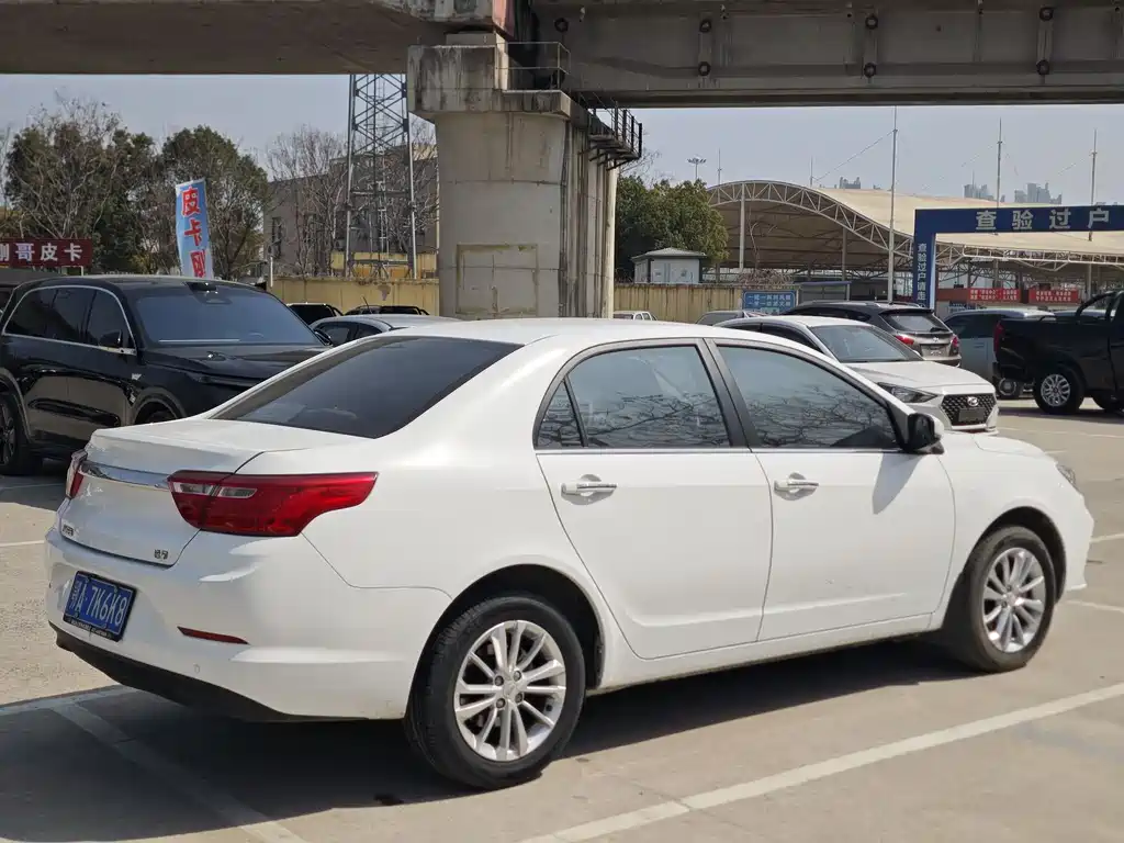 Geely Vision 2020 — фото 11