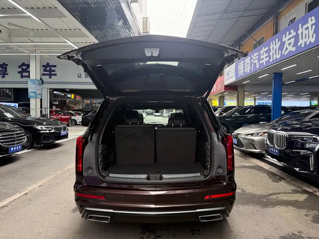 Cadillac XT6 2020 — фото 19