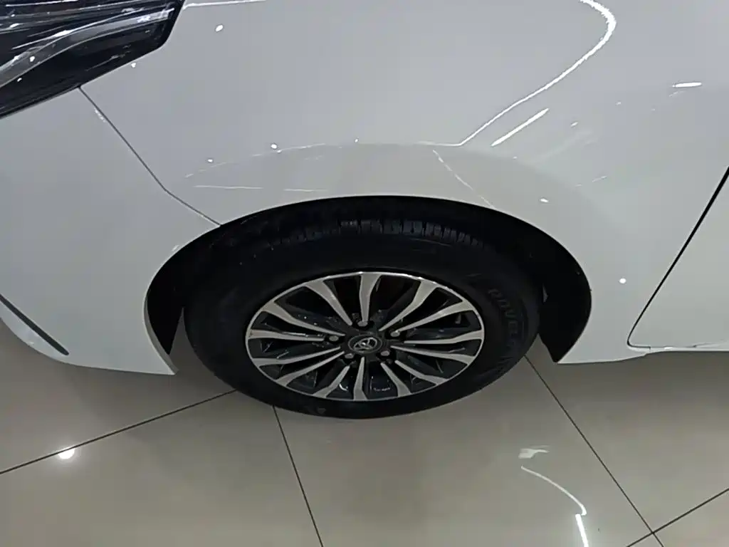 Toyota Corolla 2019 — фото 23