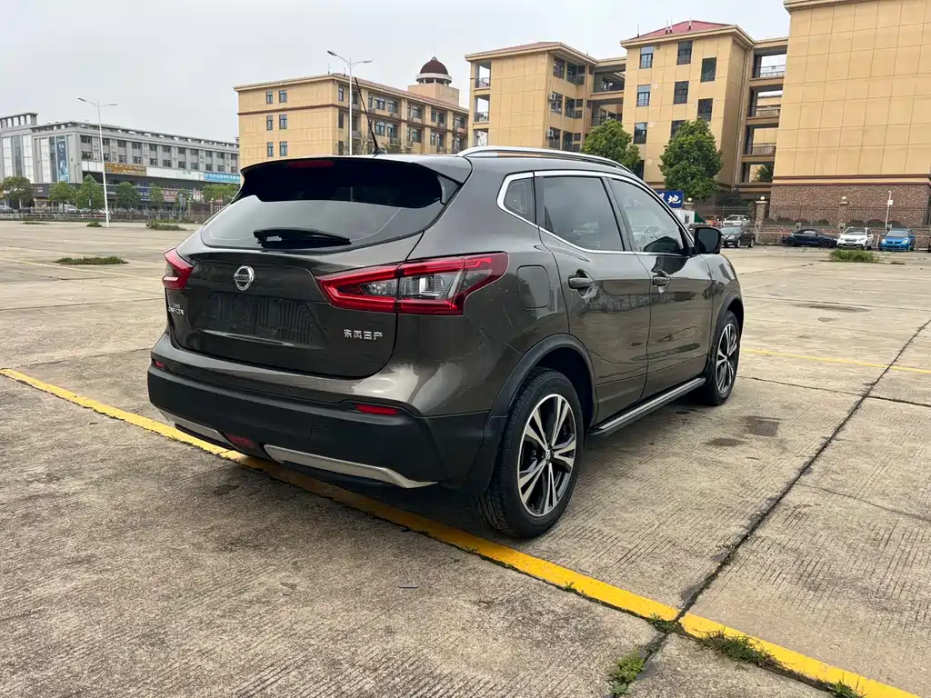 Nissan Qashqai 2022 — фото 15