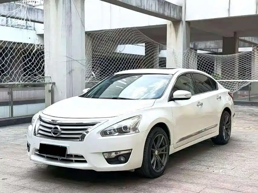 Nissan Teana 2013