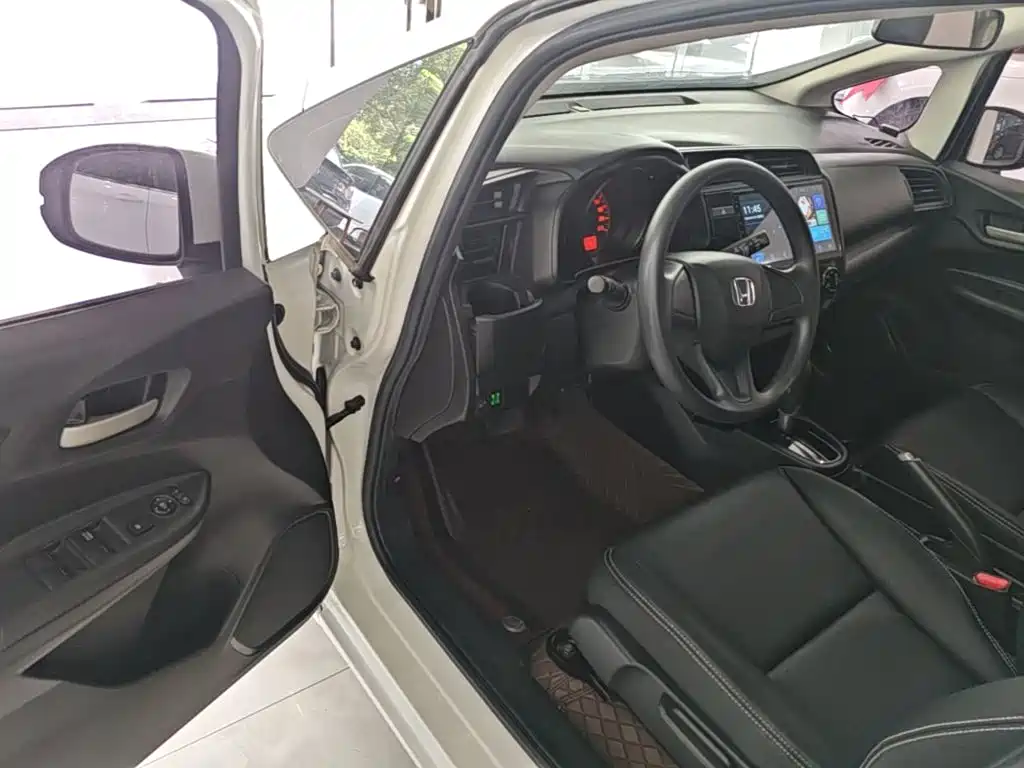 Honda Fit 2019 — фото 16