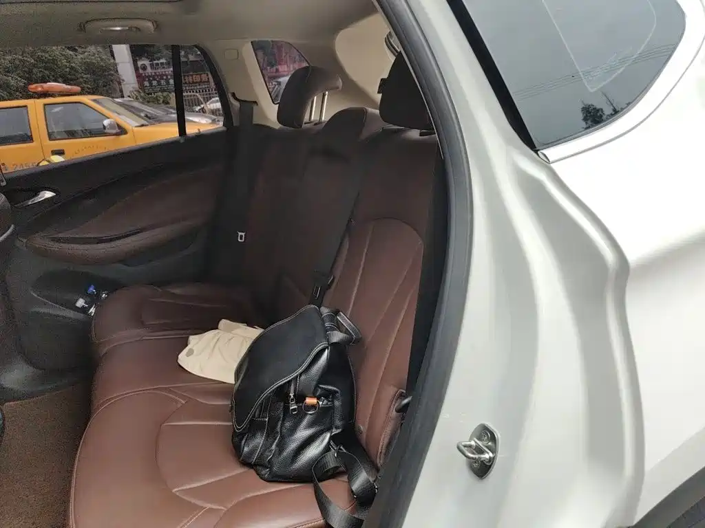 Buick Envision Plus 2018 — фото 15