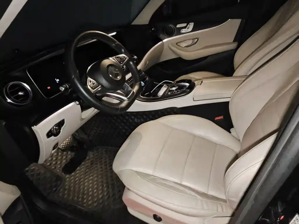Mercedes-Benz E-Class 2018