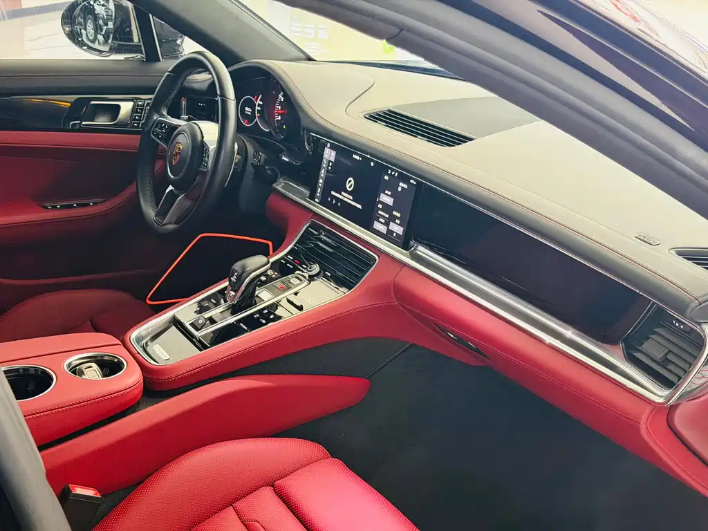 Porsche Panamera 2017 — фото 8
