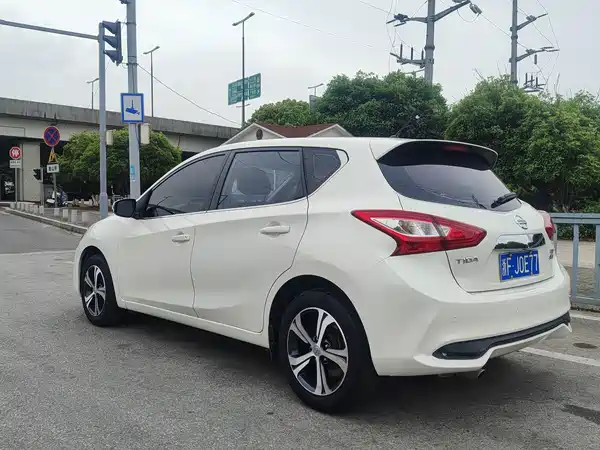 Nissan Tiida 2016