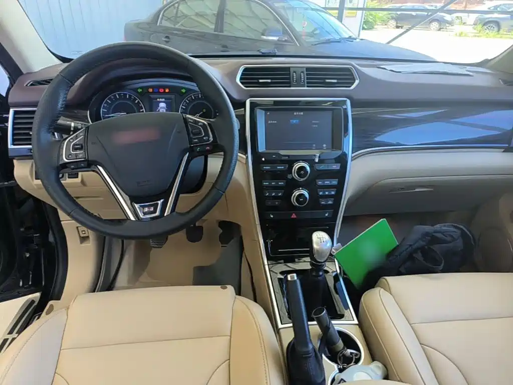Haval H2 2015 — фото 10