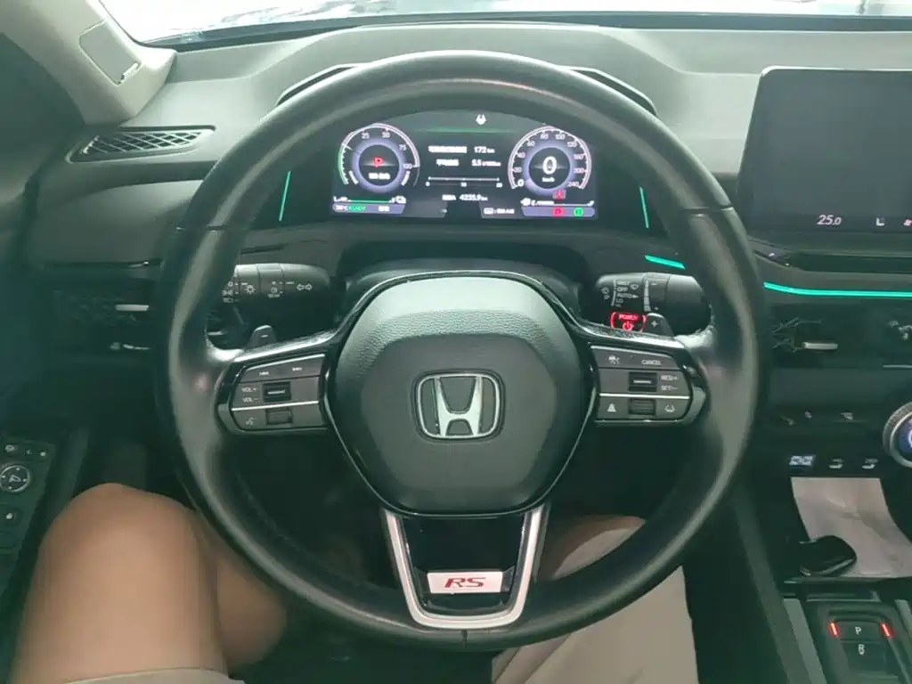 Honda Accord New Energy 2024 — фото 11