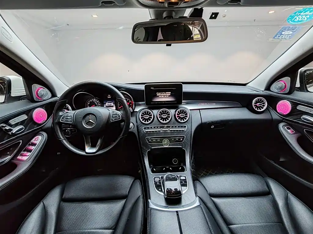 Mercedes-Benz C-Class 2018 — фото 11