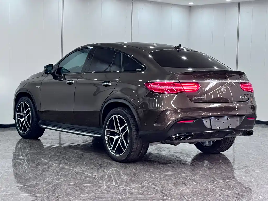 Mercedes-Benz GLE Coupe AMG 2018 — фото 5