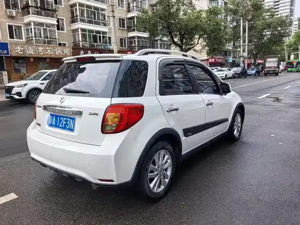 Suzuki Karma 2013