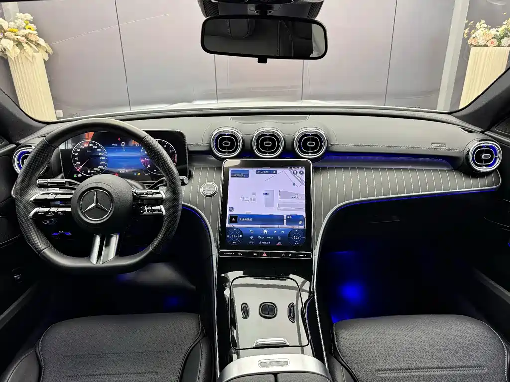 Mercedes-Benz C-Class 2023 — фото 5