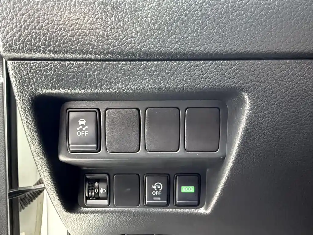 Nissan X-Trail 2023 — фото 17
