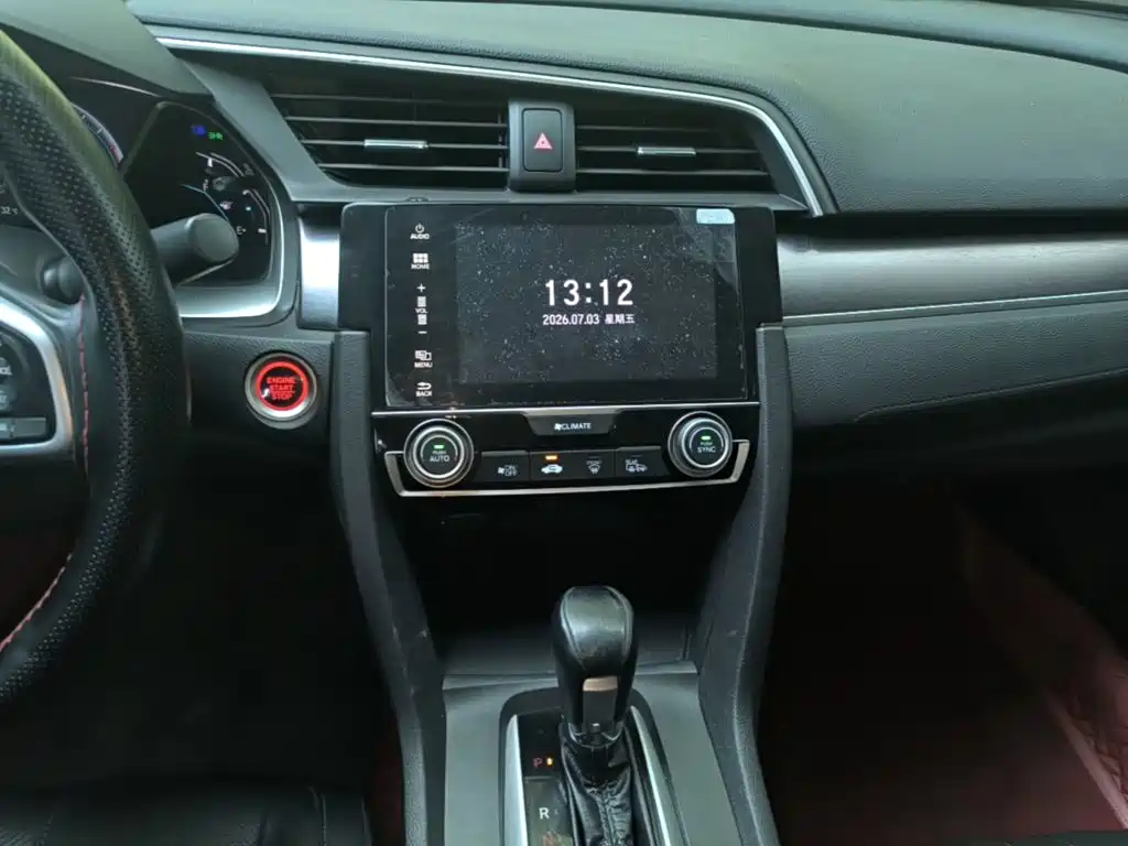 Honda Civic 2018 — фото 13