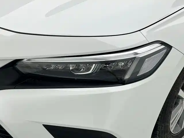 Honda Civic 2025 — фото 11