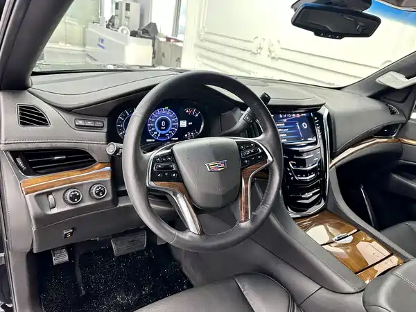 Cadillac Escalade 2017