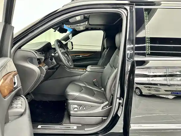Cadillac Escalade 2017