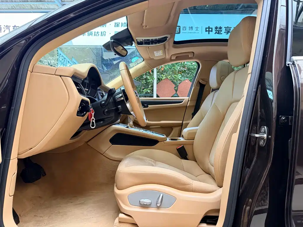 Porsche Macan 2016
