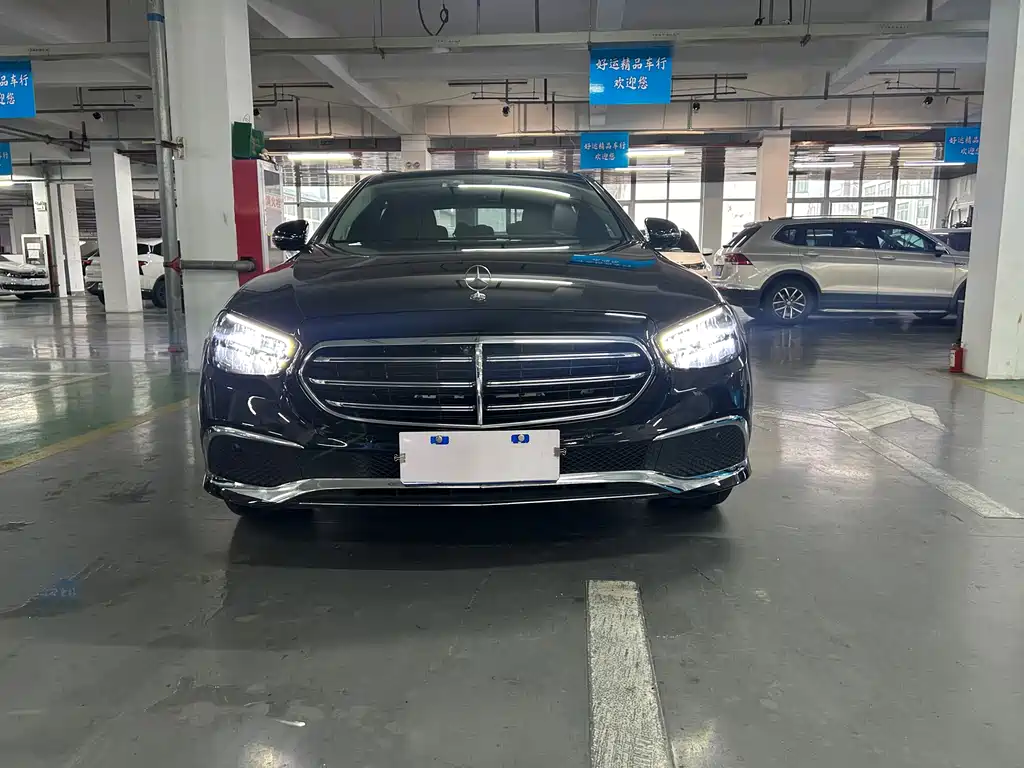Mercedes-Benz E-Class 2023