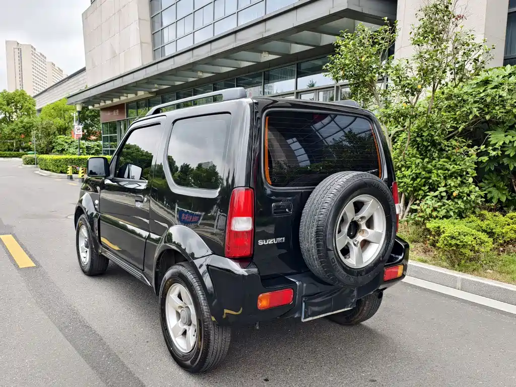 Suzuki Jimny 2013 — фото 4