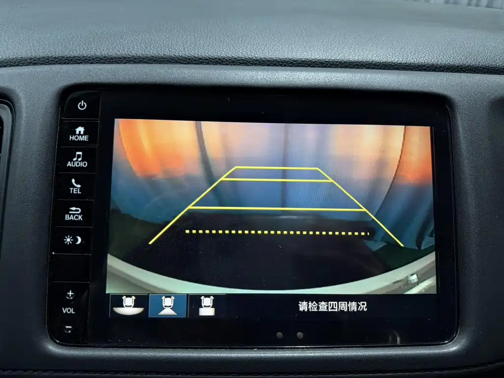 Honda Vezel 2022 — фото 15