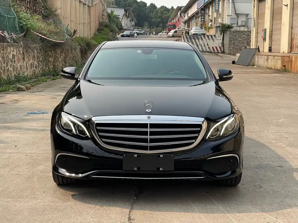 Mercedes-Benz E-Class 2018 — фото 2