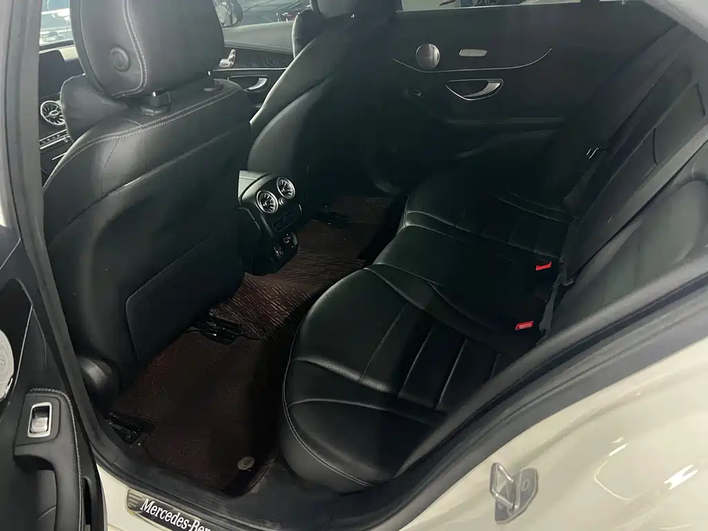 Mercedes-Benz C-Class 2020 — фото 6