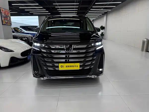 Toyota Vellfire 2023