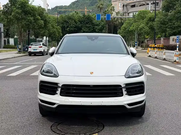 Porsche Cayenne 2020