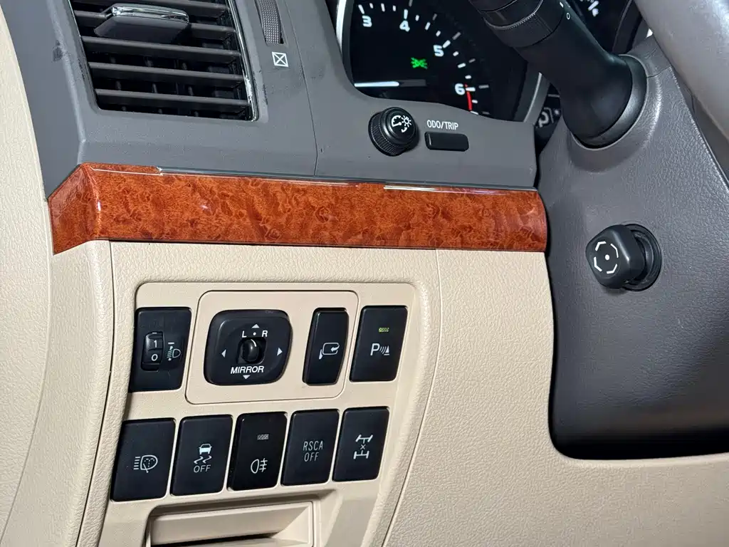 Toyota Land Cruiser 2014 — фото 19