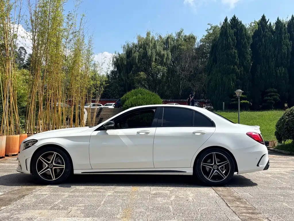 Mercedes-Benz C-Class 2020 — фото 16