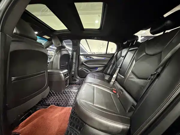 Cadillac CT5 2023