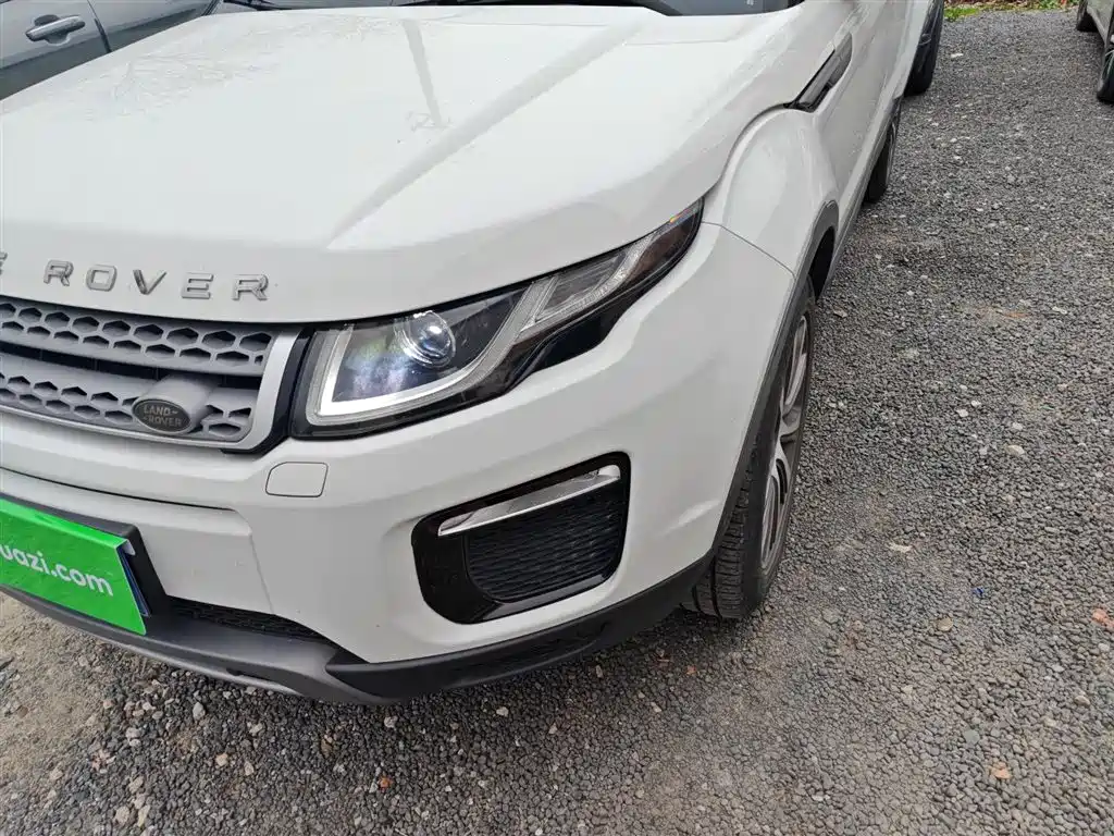 Land Rover Evoque 2019 — фото 24