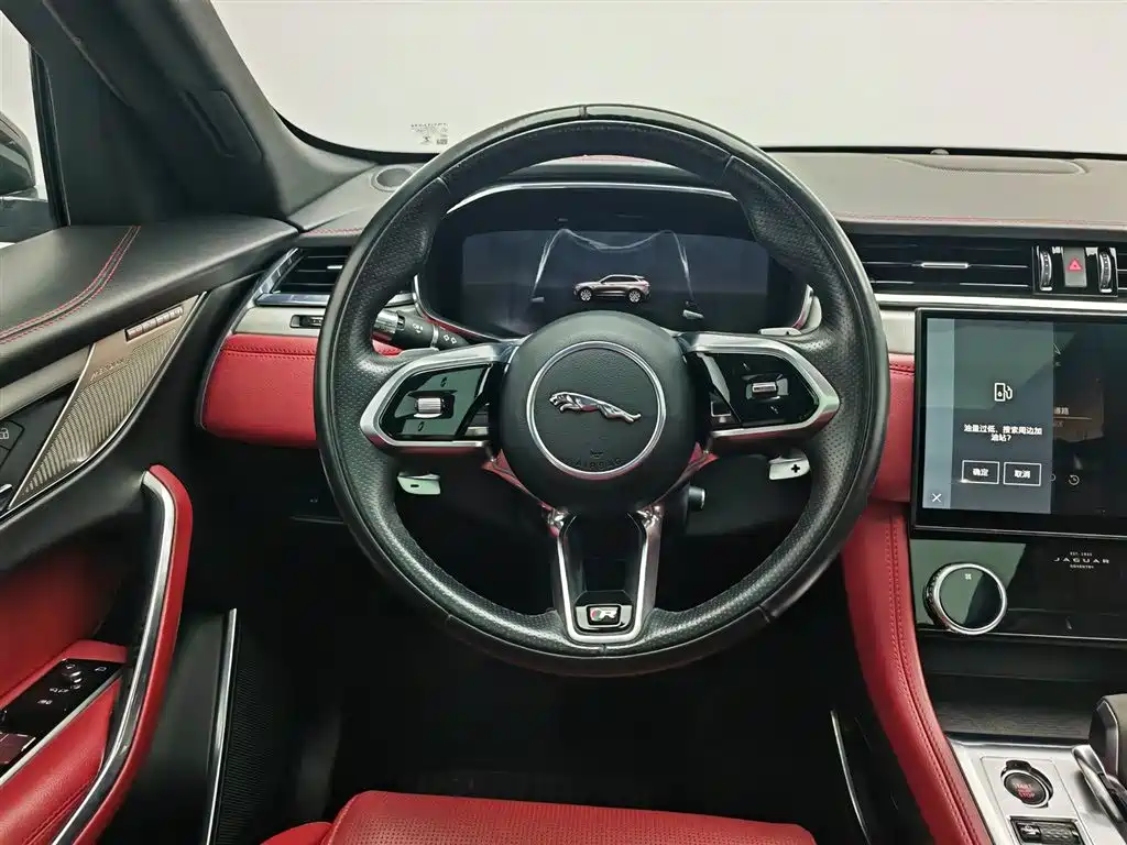 Jaguar F-PACE 2021 — фото 11