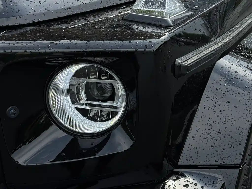 Mercedes-Benz G-Class 2015
